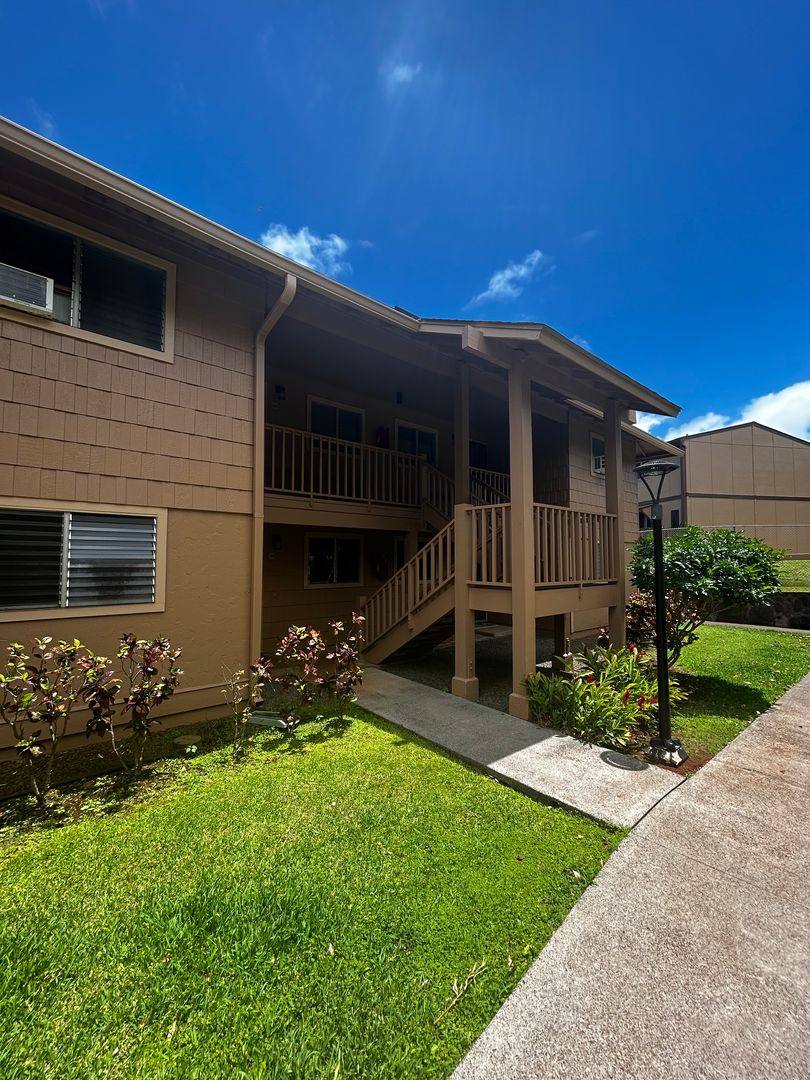 Apartment for rent at 98-1370 Koaheahe Place, Pearl City, HI 96782