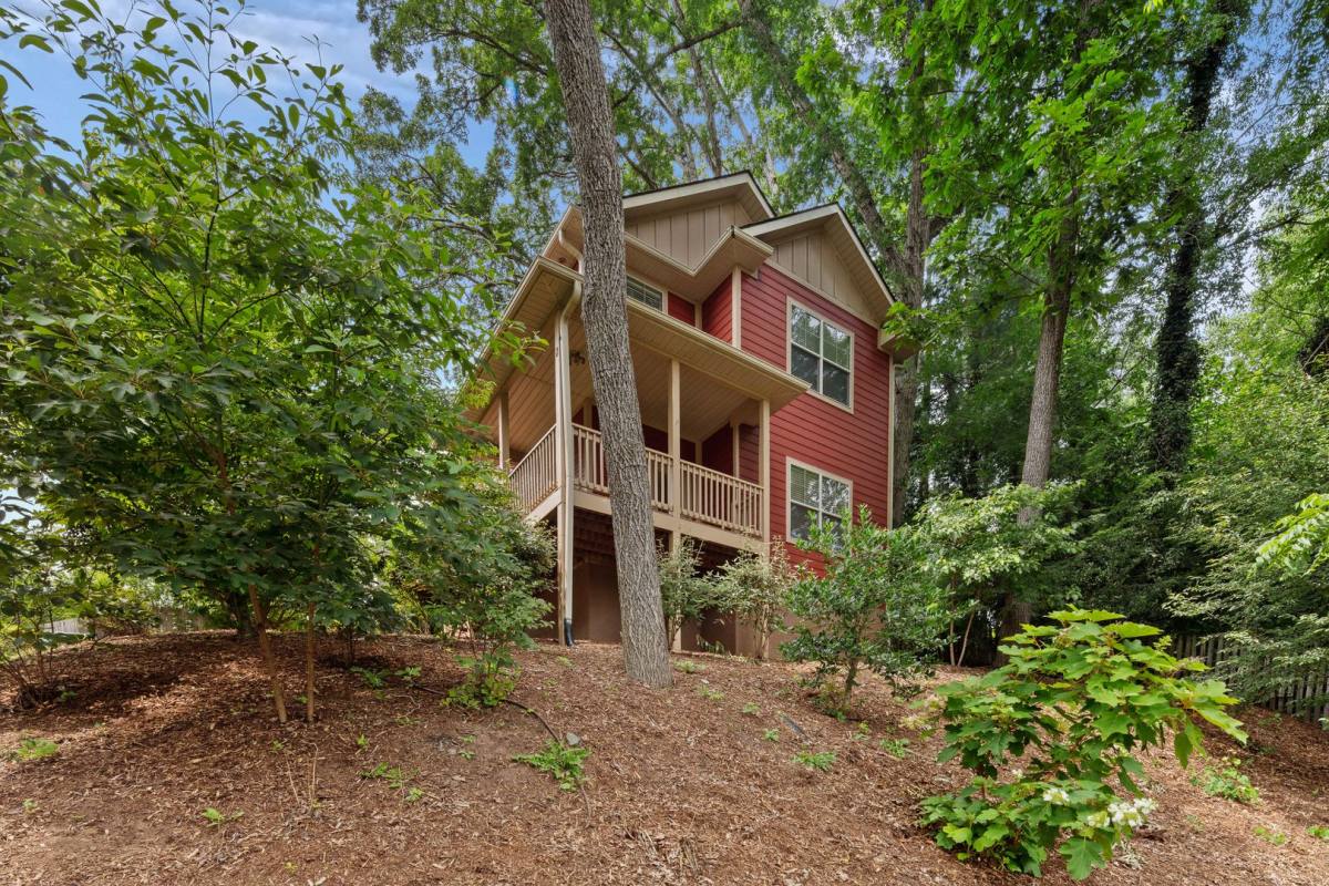 House for rent at 8 Thurland Ave, Asheville, NC 28803