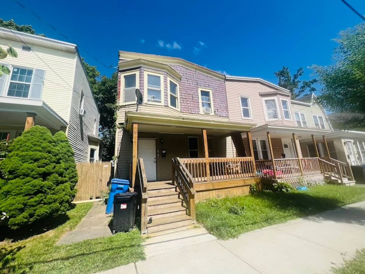 House for rent at 11 Jeanette St, Albany, NY 12209