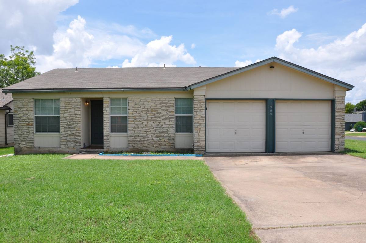 House for rent at 1909 Esplanade Circle, Austin, TX 78727