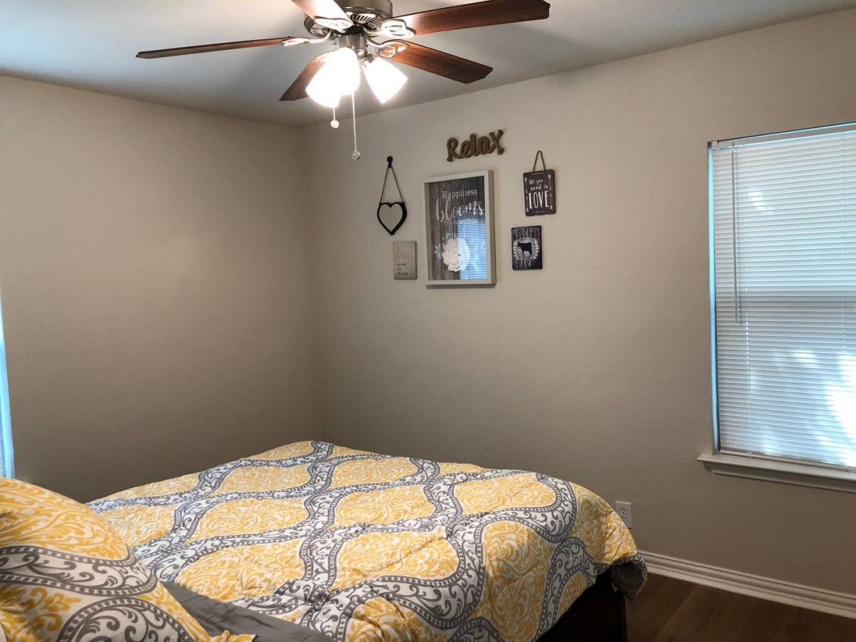 House for rent at 1511 Biggs Circle, Arlington, TX 76010