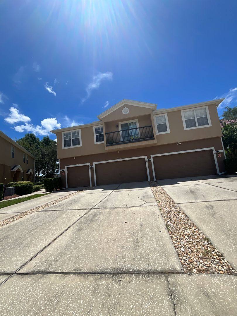 Townhouse for rent at 3975 Pemberly Pines Circle, Saint Cloud, FL 34769