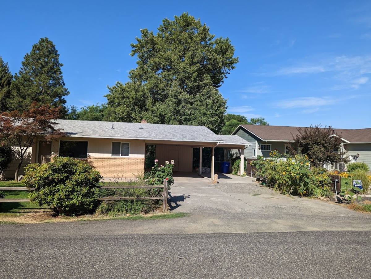 House for rent at 3134 8th St, Lewiston, ID 83501