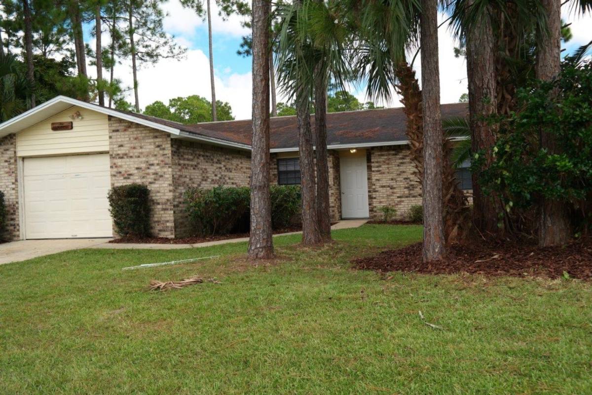 House for rent at 19 Woodston Lane, Palm Coast, FL 32164