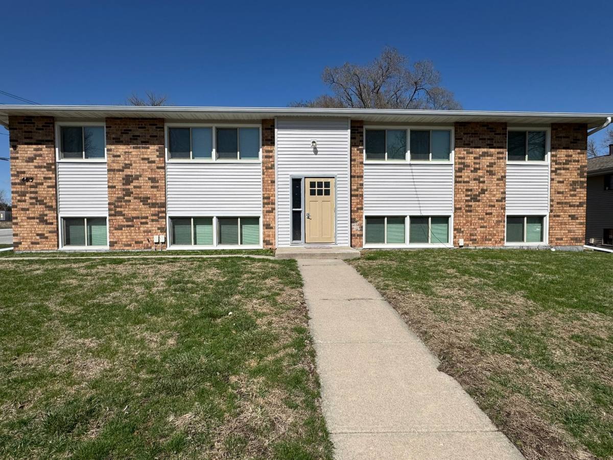 Apartment for rent at 4415 Toronto St, Ames, IA 50014