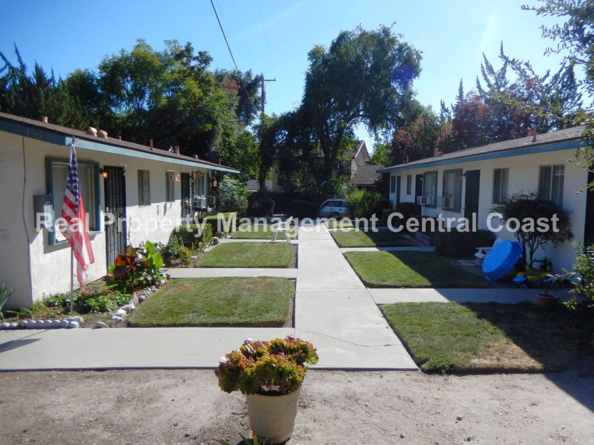 Apartment for rent at 7124 Sombrilla Ave, Atascadero, CA 93422