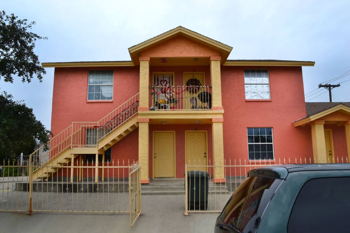 Apartment for rent at 3414 Weeping Willow, Laredo, TX 78043