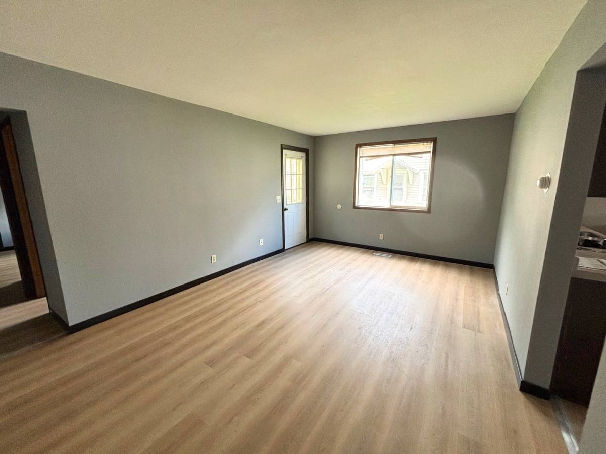 Apartment for rent at 822 Menomonie St, Eau Claire, WI 54703