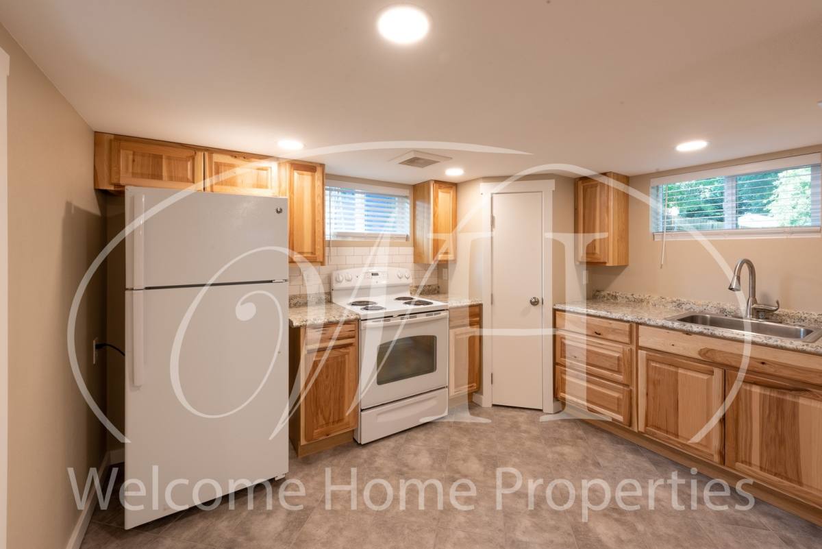 Apartment for rent at 318 SE 6th St, College Place, WA 99324