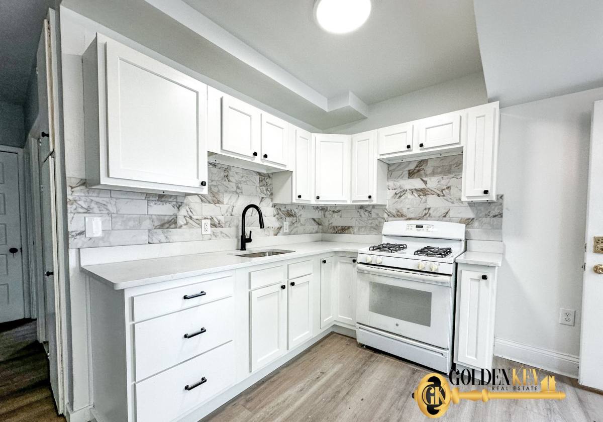 Apartment for rent at 308 W 12 Mile Rd, Royal Oak, MI 48073