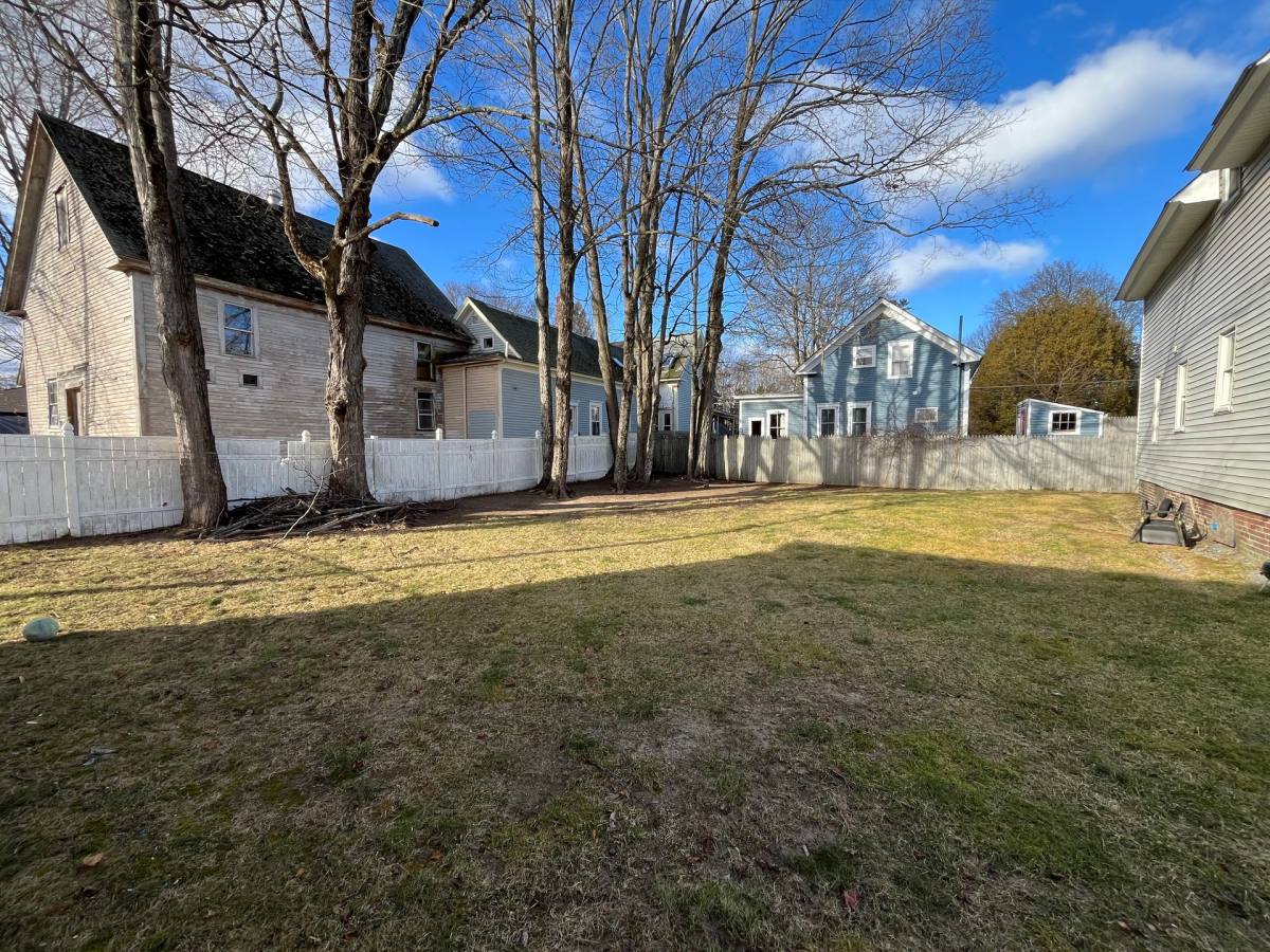 Apartment for rent at 906 Portland St, Rochester, NH 03868