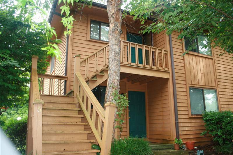 Condo for rent at 581 Courtwood Lane, Hendersonville, NC 28739