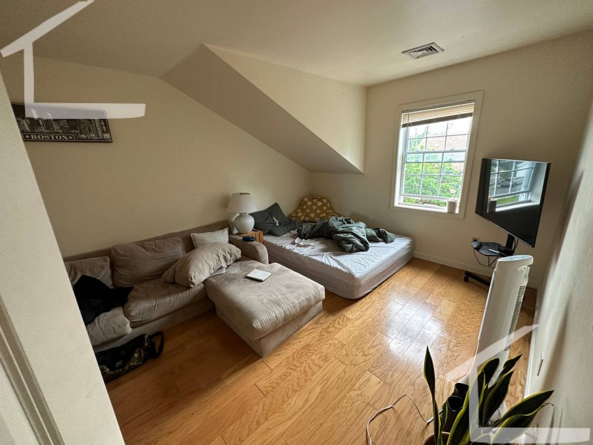 Townhouse for rent at 42 Raymond St #34, Allston, MA 02134