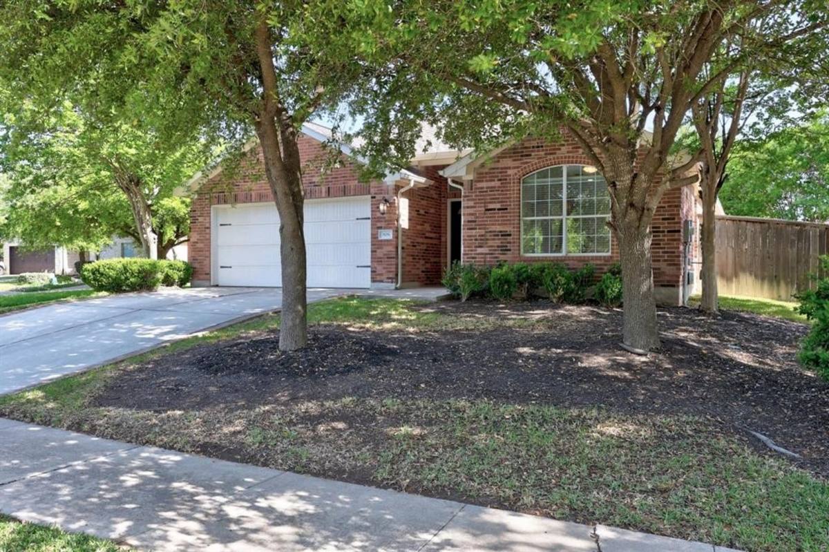 House for rent at 806 Broken Trace Court, Round Rock, TX 78665