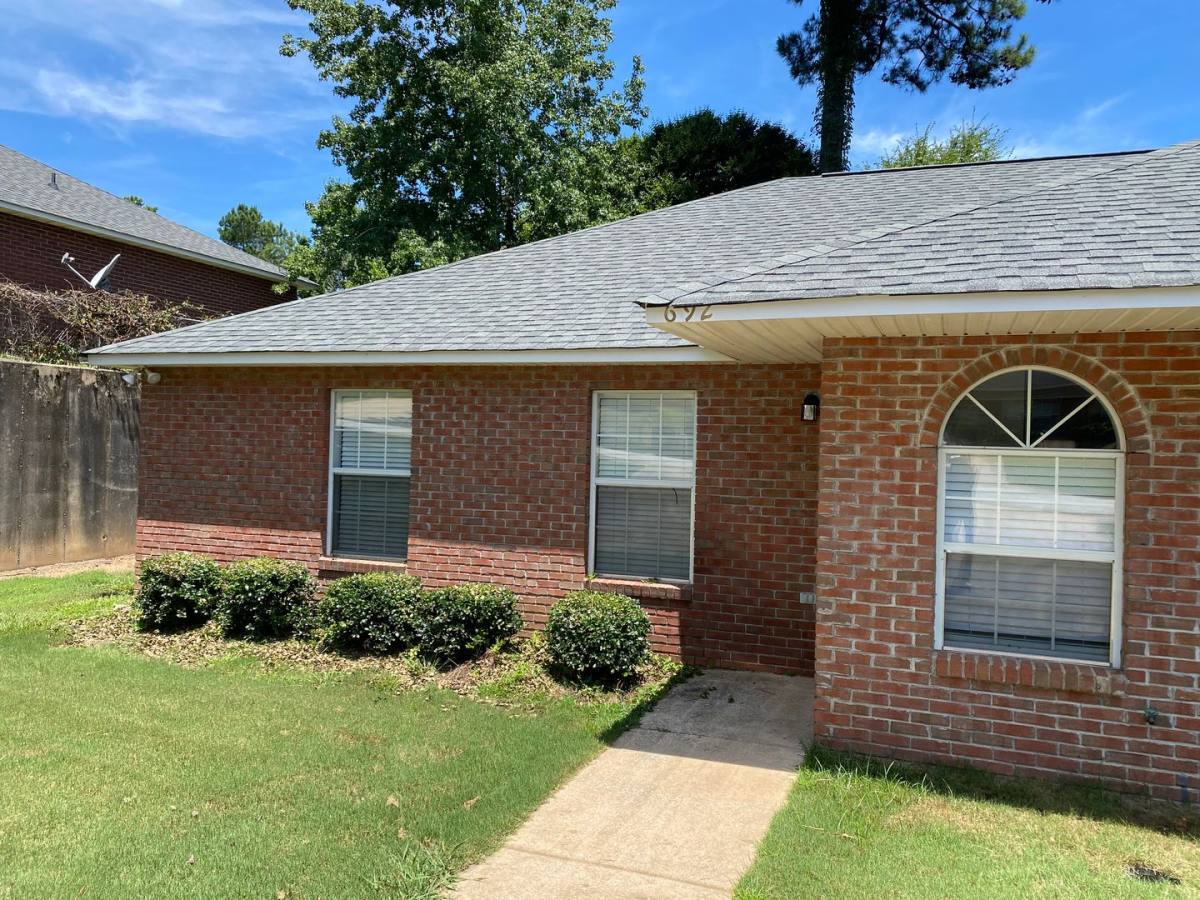 House for rent at 692 Yeager Lane, Auburn, AL 36832