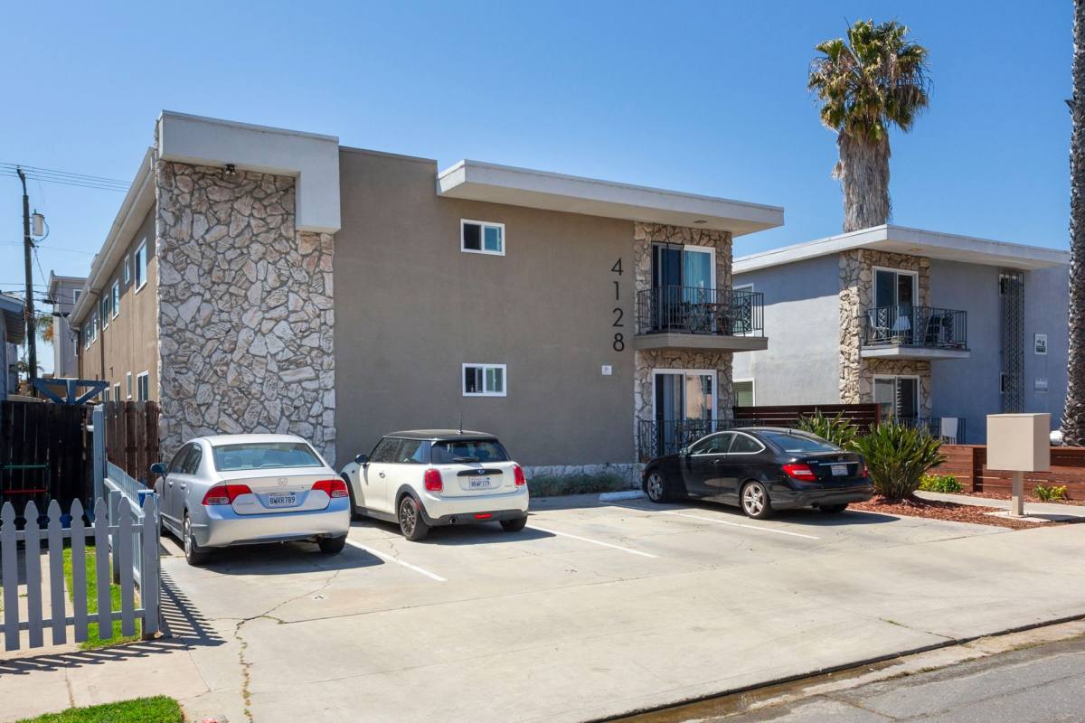 Apartment for rent at 4128 Iowa St, San Diego, CA 92104