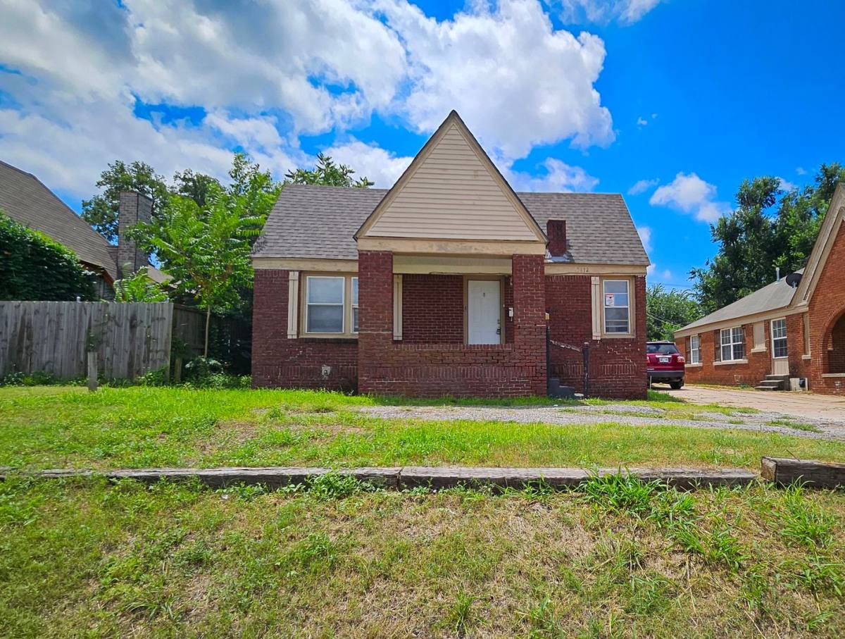 Apartment for rent at 2812 NW 23rd St, Oklahoma City, OK 73107