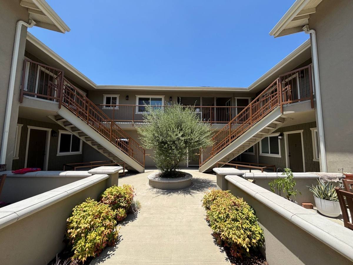 Apartment for rent at 657 Scott Place #5, Glendora, CA 91740