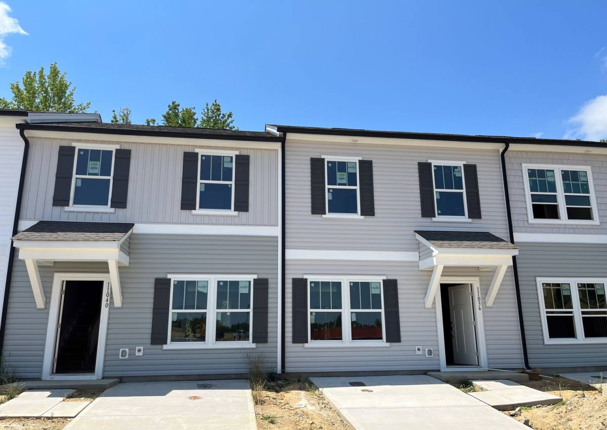 Townhouse for rent at 11040 Woodland Creek Way, Charlotte, NC 28262