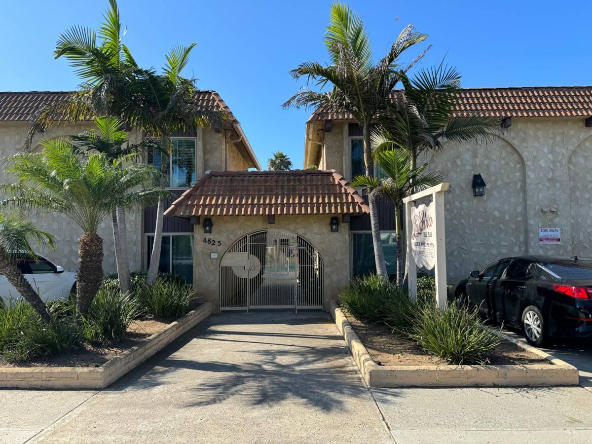 Apartment for rent at 4825 Del Mar Ave, San Diego, CA 92107