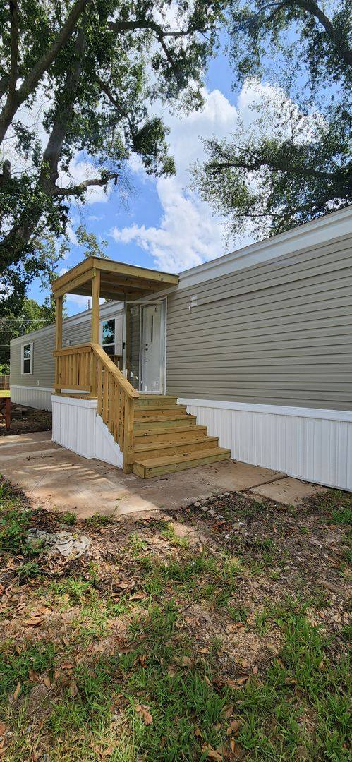 Apartment for rent at 705 Delia Dr, Longview, TX 75601