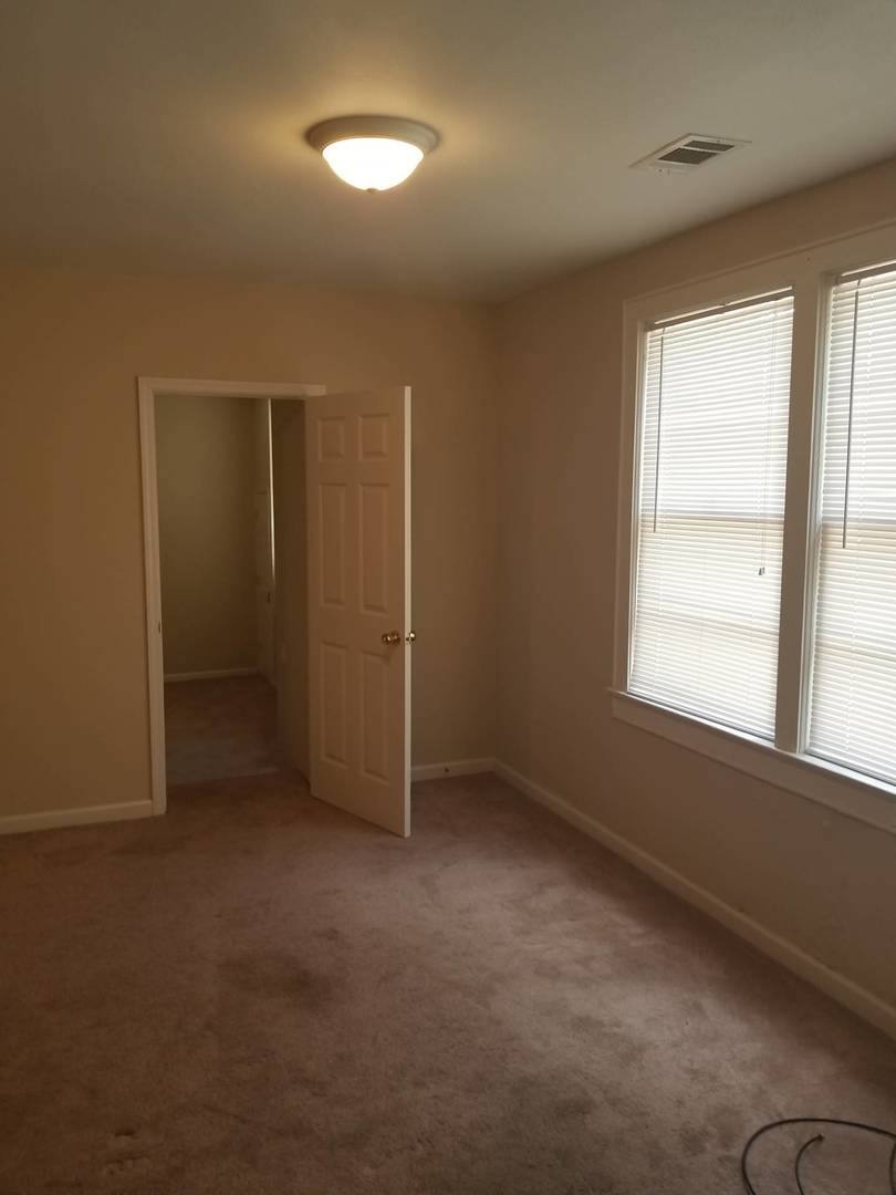 Apartment for rent at 301 E Ann St, Valdosta, GA 31601