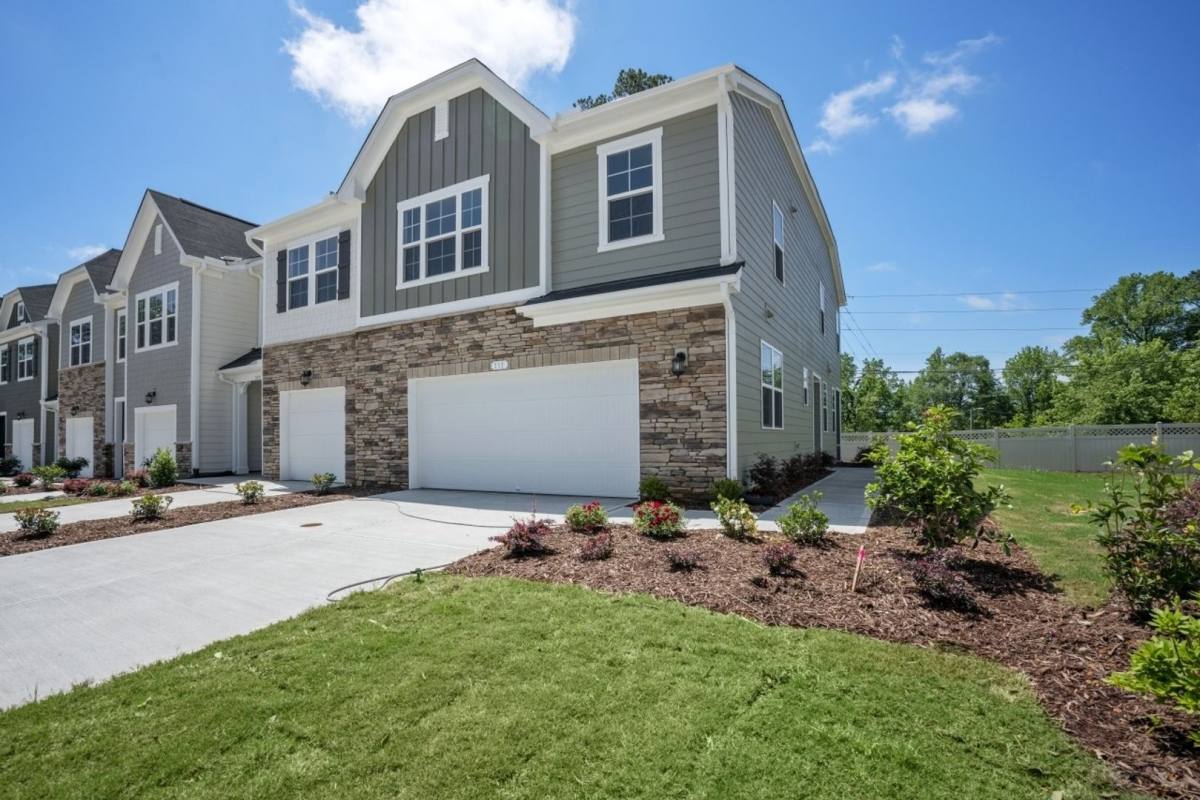 Townhouse for rent at 111 Hunston Dr, Holly Springs, NC 27540