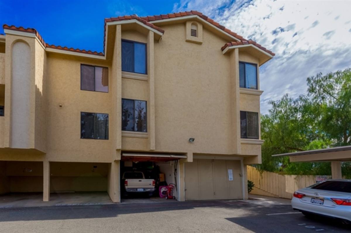 Condo for rent at 8731 Graves Ave, Santee, CA 92071
