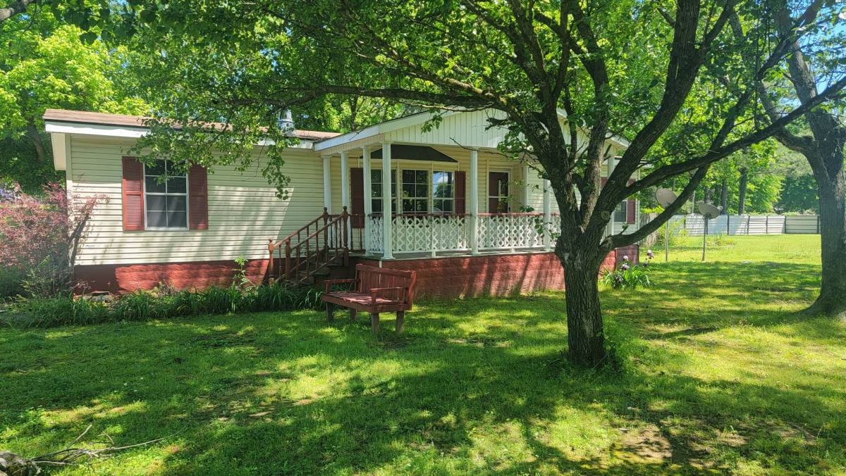 House for rent at 80 Reed Wade Rd, Batesville, AR 72501