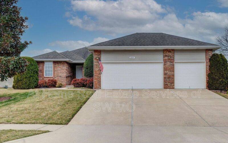 House for rent at 3307 S Brunswick, Springfield, MO 65809