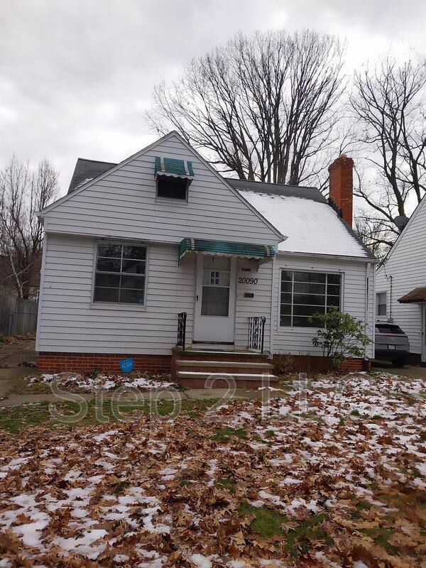 House for rent at 20090 Green Oak Dr, Euclid, OH 44117