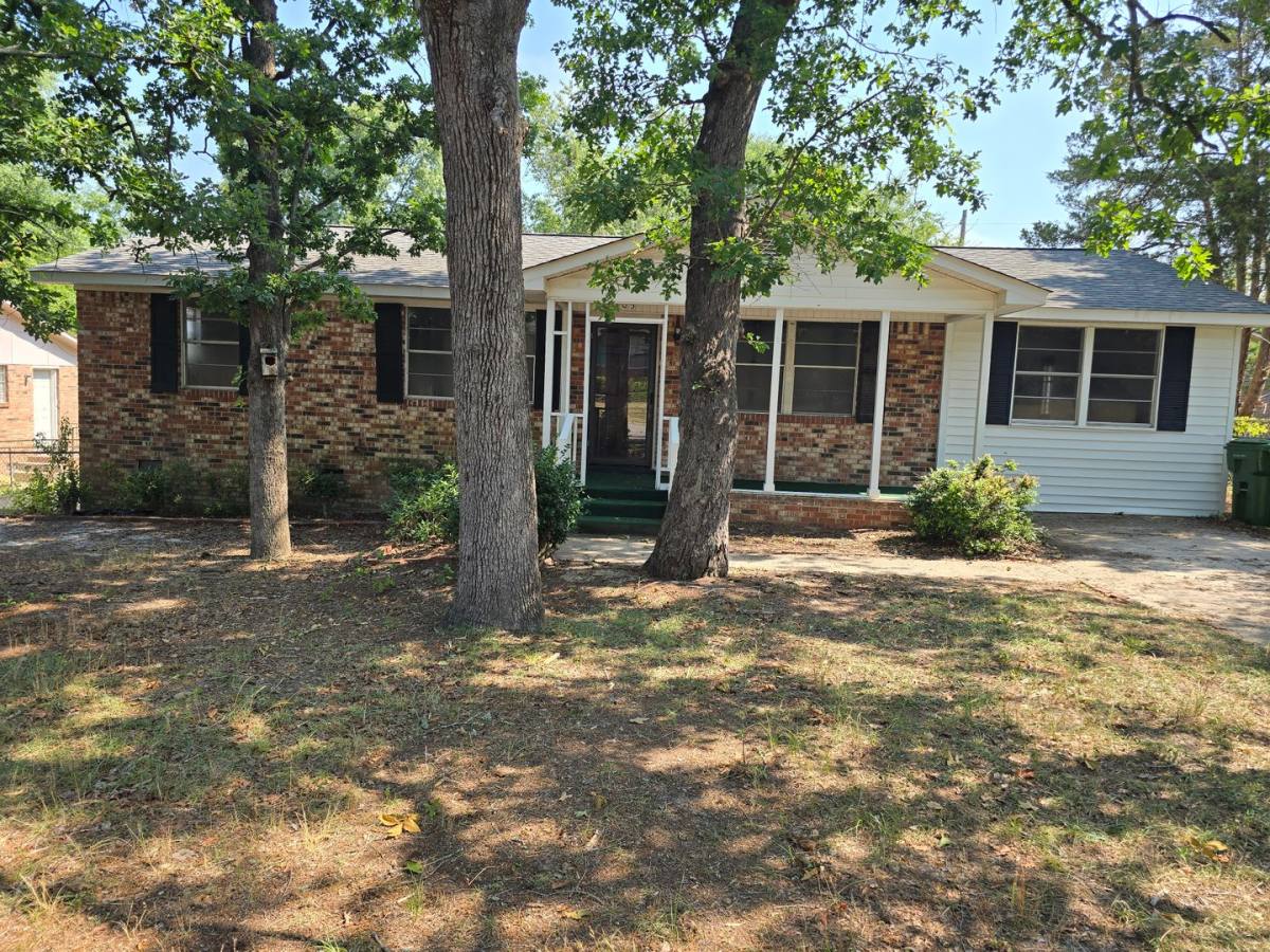 House for rent at 305 Ovanta Dr, Columbia, SC 29209