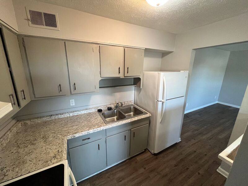 Apartment for rent at 4915 Saddlebrook Lane #10, Louisville, KY 40216