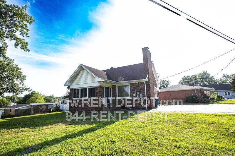 House for rent at 4004 Upper Mount Vernon Rd, Evansville, IN 47712