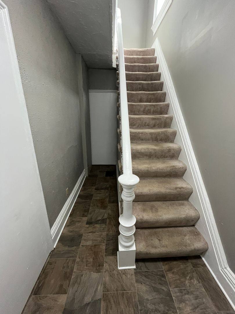 Apartment for rent at 512 E Masterson Ave, Fort Wayne, IN 46803