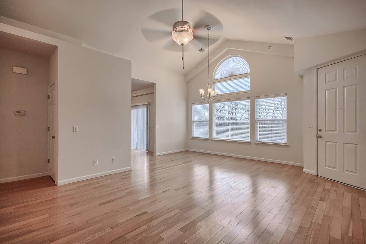 Apartment for rent at 2505 Arena Parkway, Saint Charles, MO 63303