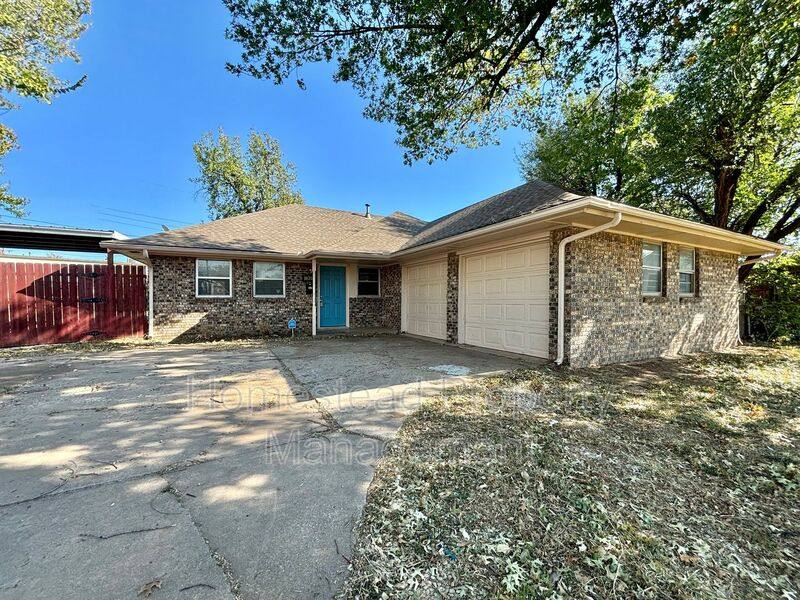 House for rent at 10200 N Military Ave, Oklahoma City, OK 73114