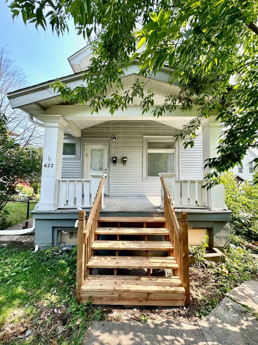 Apartment for rent at 622 E 8th St, Duluth, MN 55807