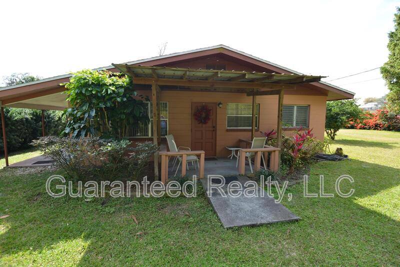 House for rent at 1435 E Blvd St, Bartow, FL 33830