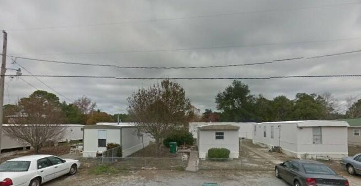 House for rent at 208 Spruce St, Mary Esther, FL 32569
