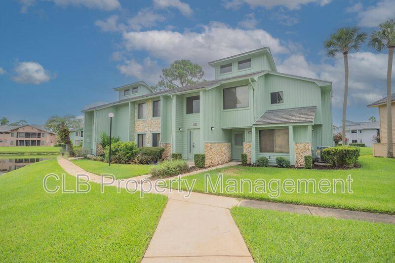 Townhouse for rent at 114 Blue Heron Dr #D, Daytona Beach, FL 32119