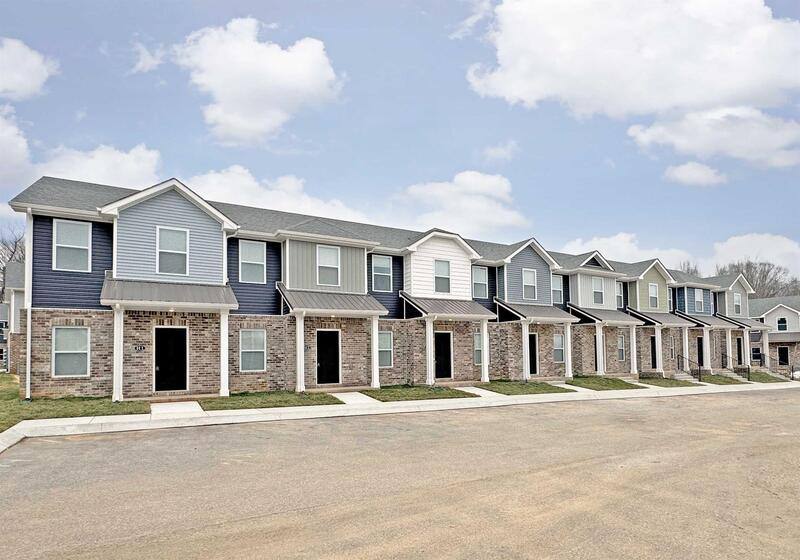 Townhouse for rent at 1115-E2 Hillwood Dr, Clarksville, TN 37040