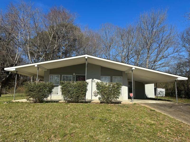 House for rent at 2502 Vining Circle NW, Huntsville, AL 35810