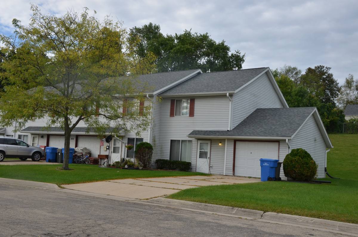 Townhouse for rent at 201 Sunnyfield Court, Watertown, WI 53098
