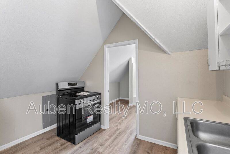 Apartment for rent at 803 E College St B Uni, Independence, MO 64050