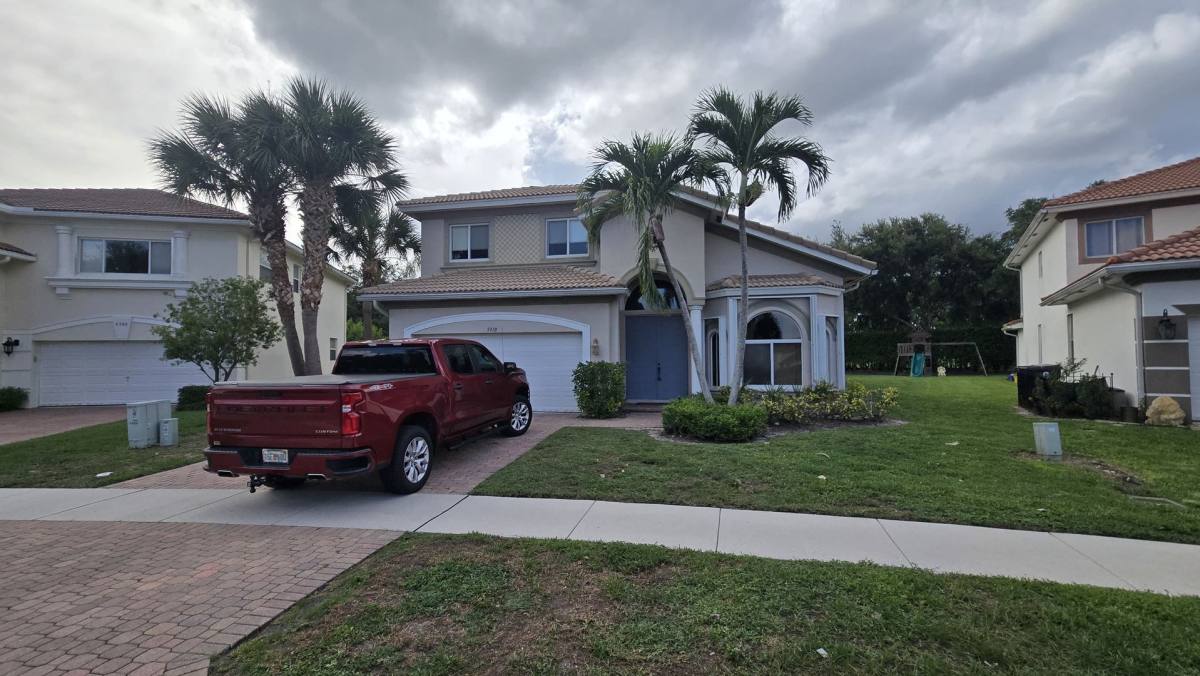 House for rent at 9310 Silver Glen Way, Lake Worth, FL 33467