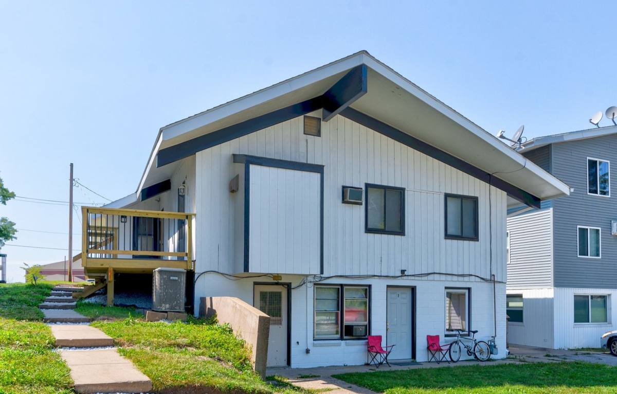 Apartment for rent at 417 10th Ave, Coralville, IA 52241