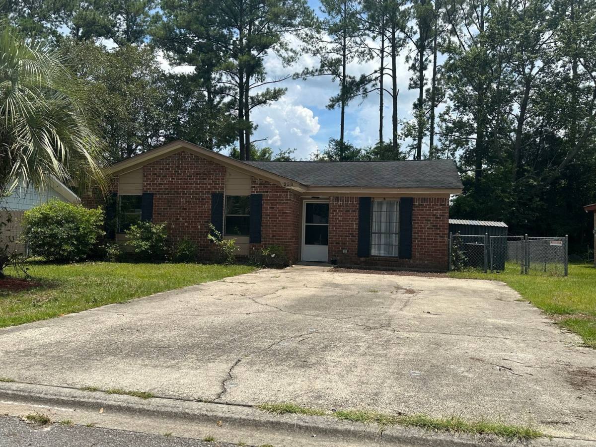 House for rent at 258 Garden Circle, Hinesville, GA 31313