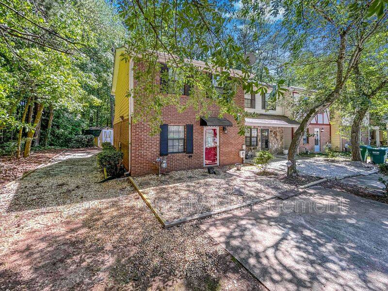 Townhouse for rent at 2251 Salt Springs Place, Austell, GA 30168