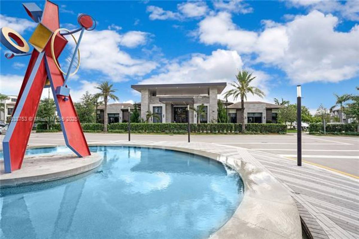 Apartment for rent at 8167 NW 41st St, Miami, FL 33166